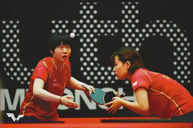 與後來的荷 與後來的荷