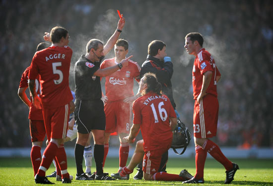 伍德等在列 伍德等在列