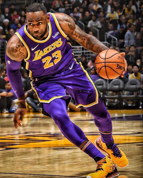 球与停顿抛 球与停顿抛